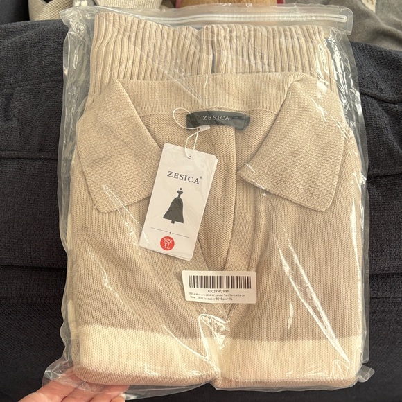 Amazon Women's V-Neck Sweater in Beige and Cream - Picture 2 of 2